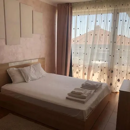 Bay View Nona 1c - *